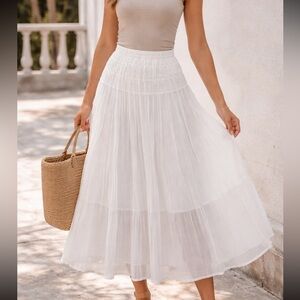 NWT white skirt with lining